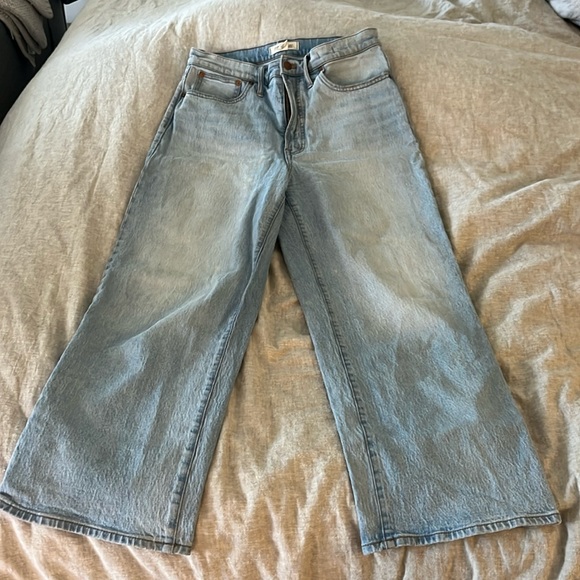Madewell Wide Leg Crop Jean - Picture 2 of 5
